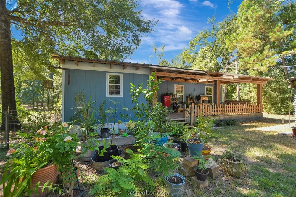 147 Catechis CountyRoad Huntsville, TX 77320