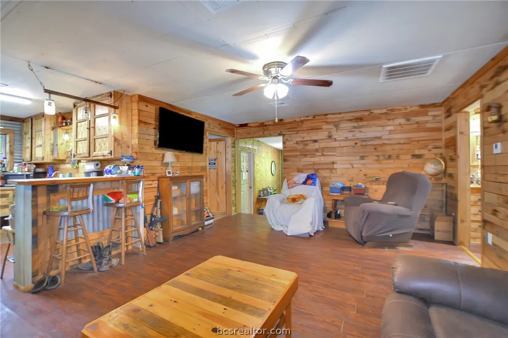 147 Catechis CountyRoad Huntsville, TX 77320