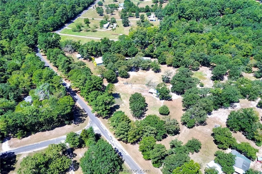 147 Catechis CountyRoad Huntsville, TX 77320