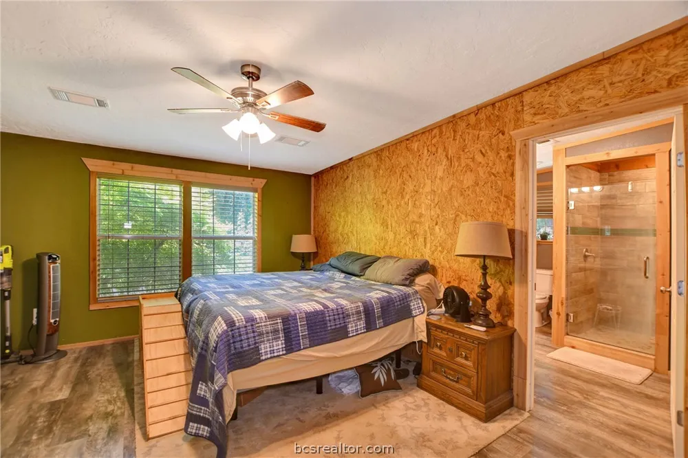 147 Catechis CountyRoad Huntsville, TX 77320