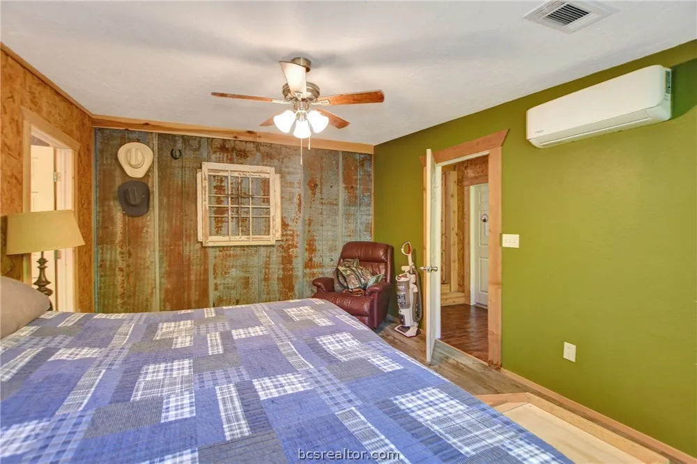 147 Catechis CountyRoad Huntsville, TX 77320