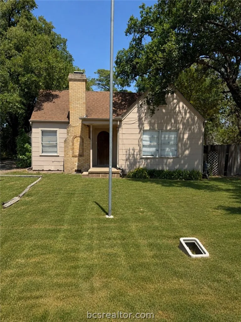 1545 E Wm J Bryan Parkway Bryan, TX 77803