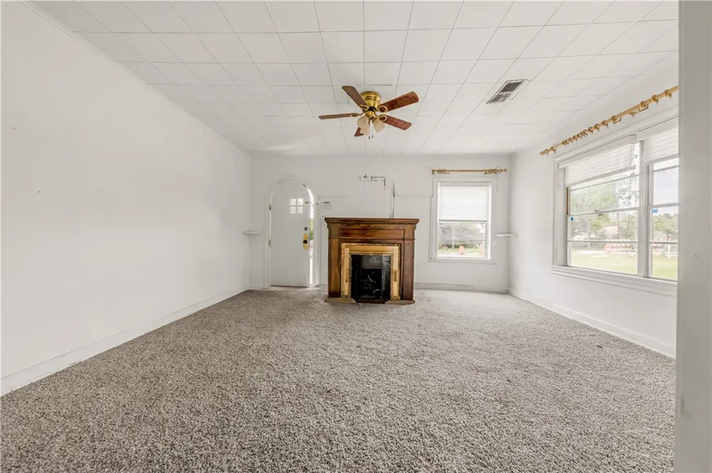1545 E Wm J Bryan Parkway Bryan, TX 77803
