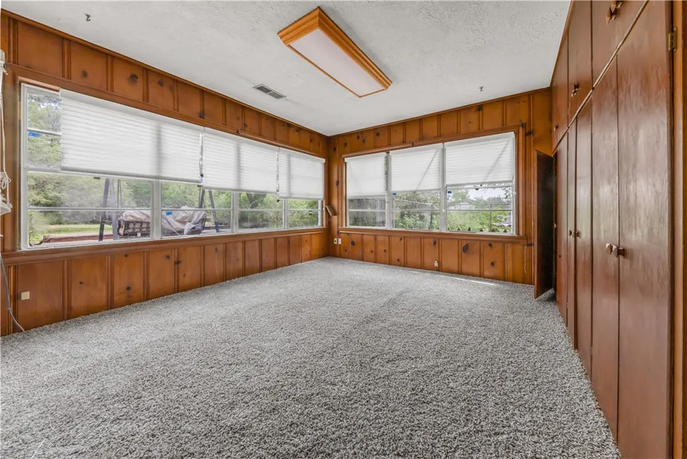 1545 E Wm J Bryan Parkway Bryan, TX 77803