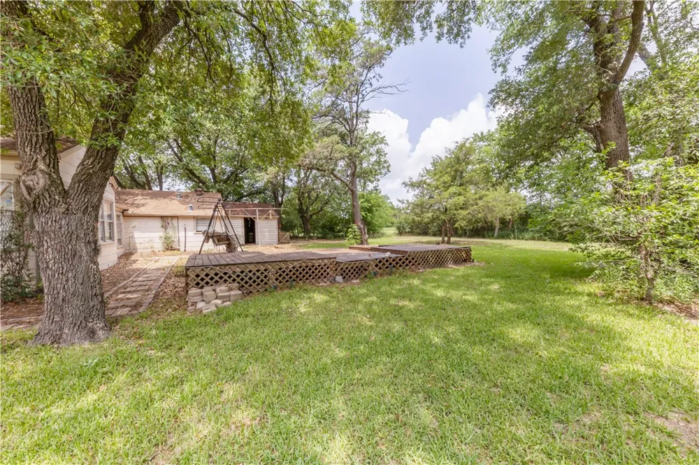 1545 E Wm J Bryan Parkway Bryan, TX 77803