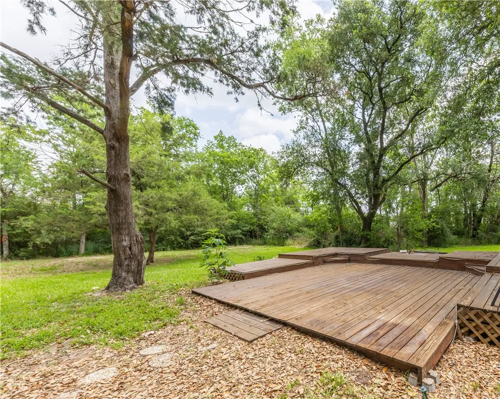 1545 E Wm J Bryan Parkway Bryan, TX 77803