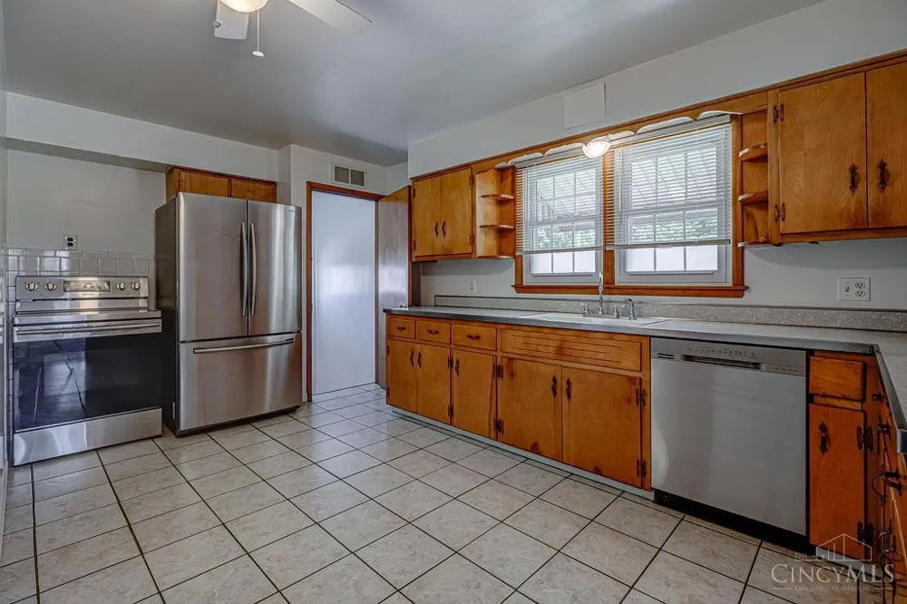 798 St Clair Avenue Hamilton, OH 45015