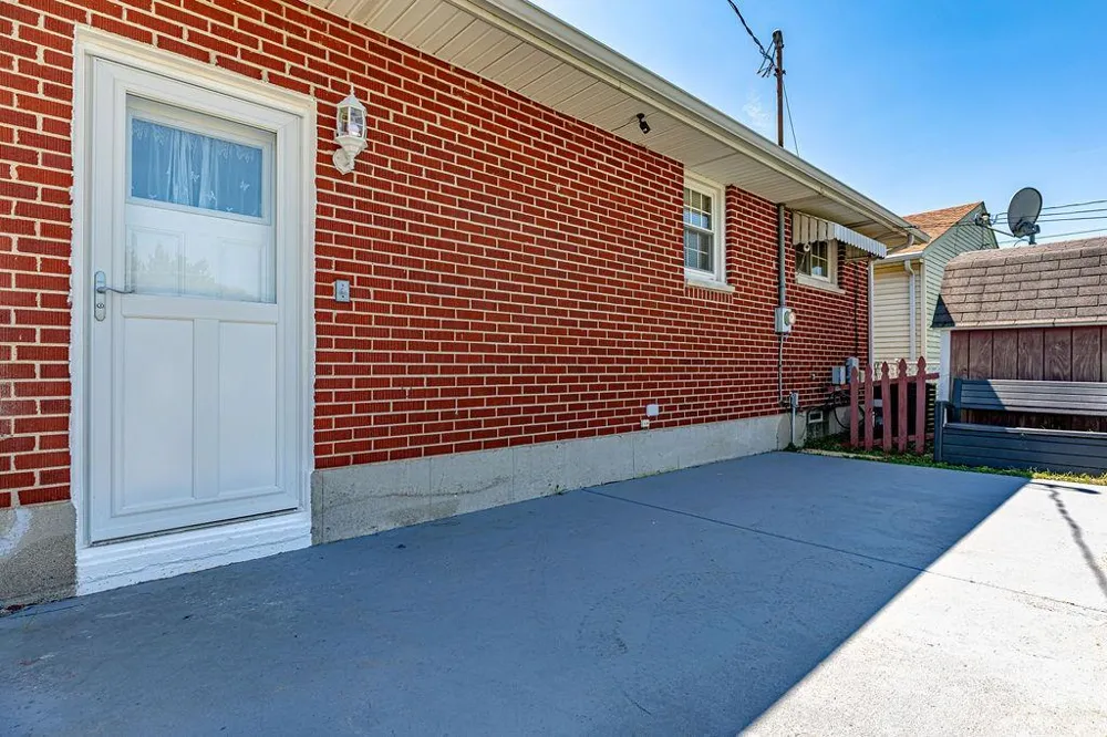 798 St Clair Avenue Hamilton, OH 45015