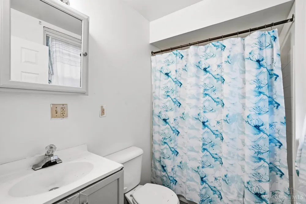 1263 Manss Avenue Cincinnati, OH 45205