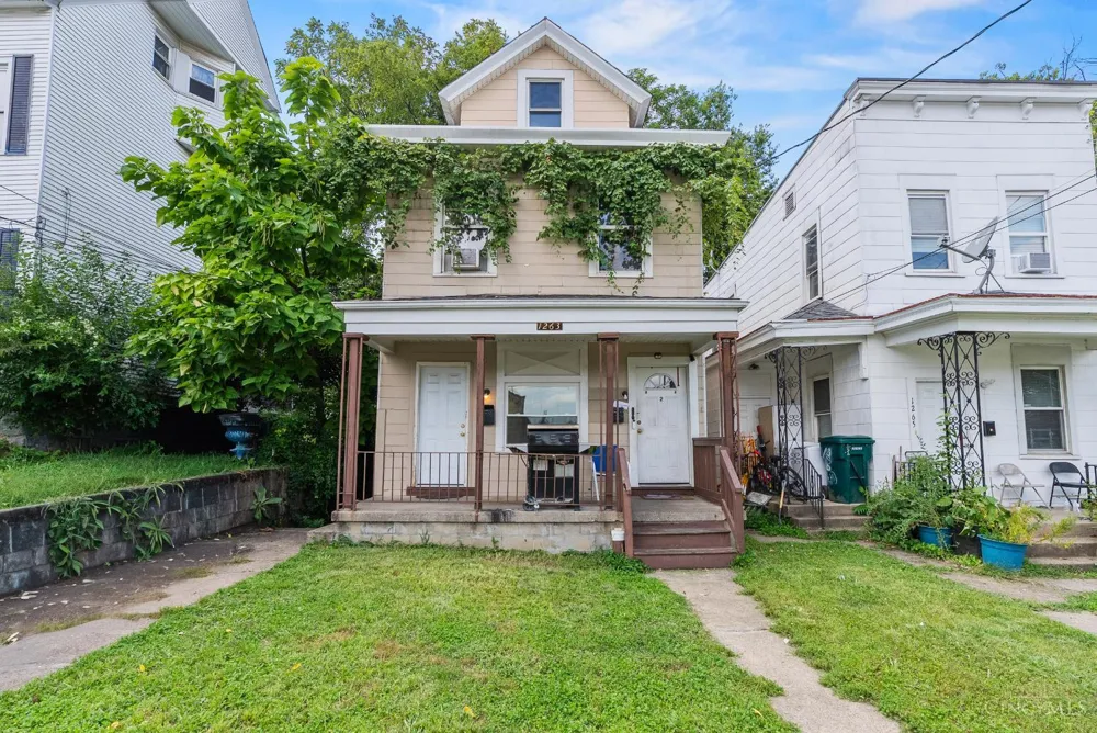 1263 Manss Avenue Cincinnati, OH 45205
