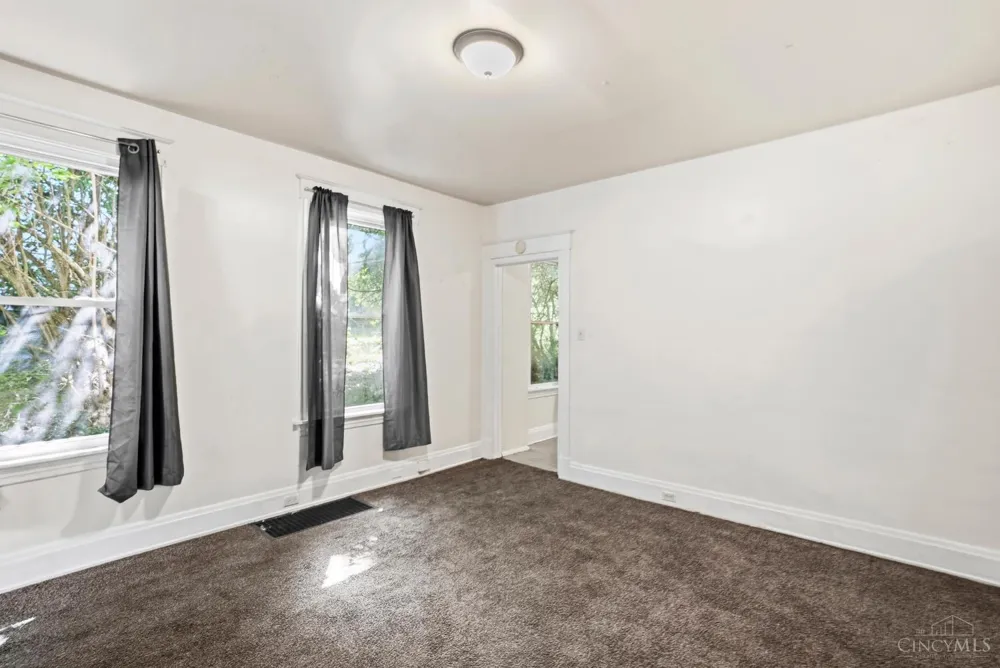 1263 Manss Avenue Cincinnati, OH 45205