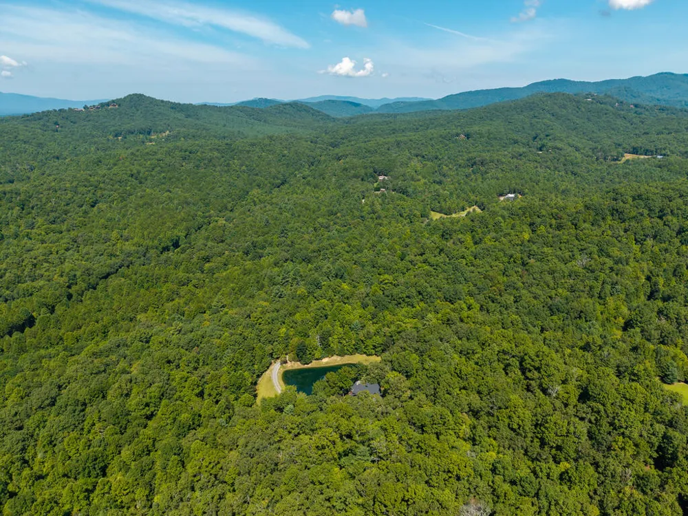 505 Old Salem Road Mineral Bluff, GA 30559