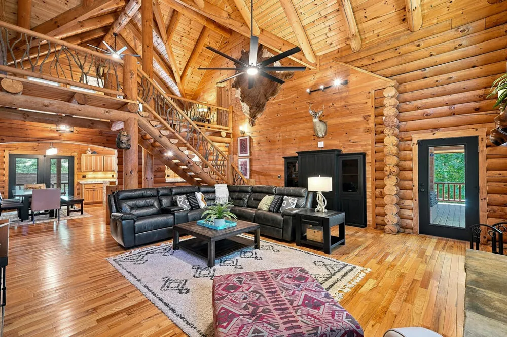 505 Old Salem Road Mineral Bluff, GA 30559