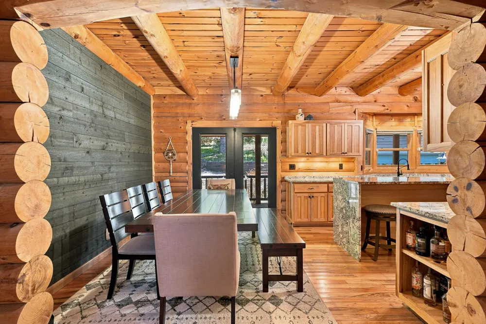 505 Old Salem Road Mineral Bluff, GA 30559