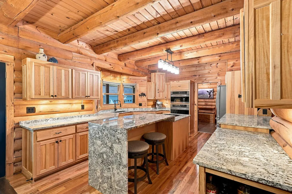 505 Old Salem Road Mineral Bluff, GA 30559