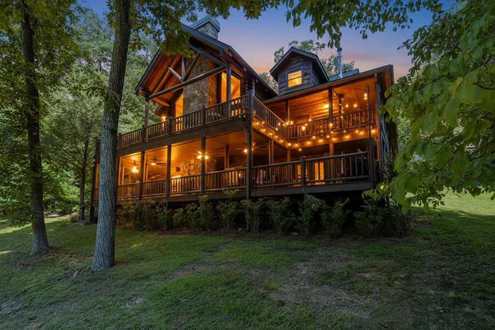 505 Old Salem Road Mineral Bluff, GA 30559