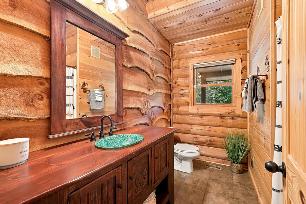 505 Old Salem Road Mineral Bluff, GA 30559