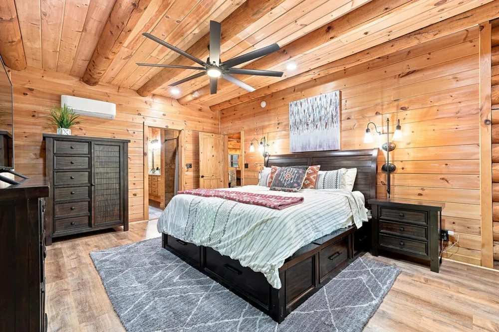 505 Old Salem Road Mineral Bluff, GA 30559