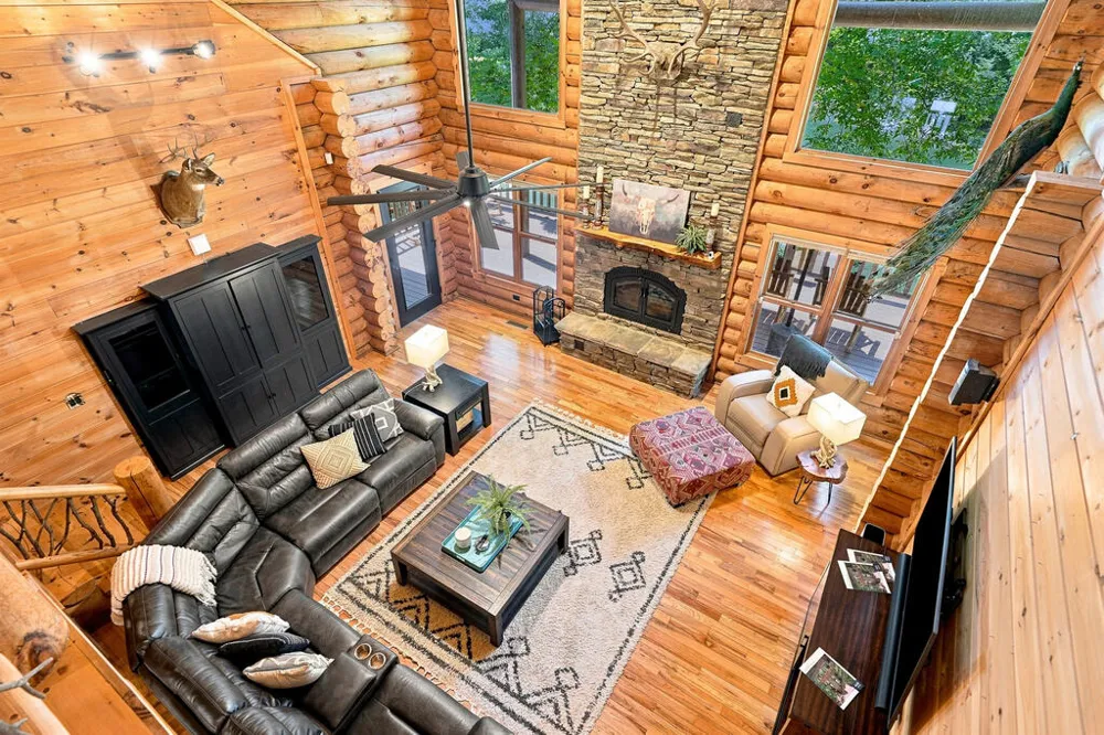 505 Old Salem Road Mineral Bluff, GA 30559