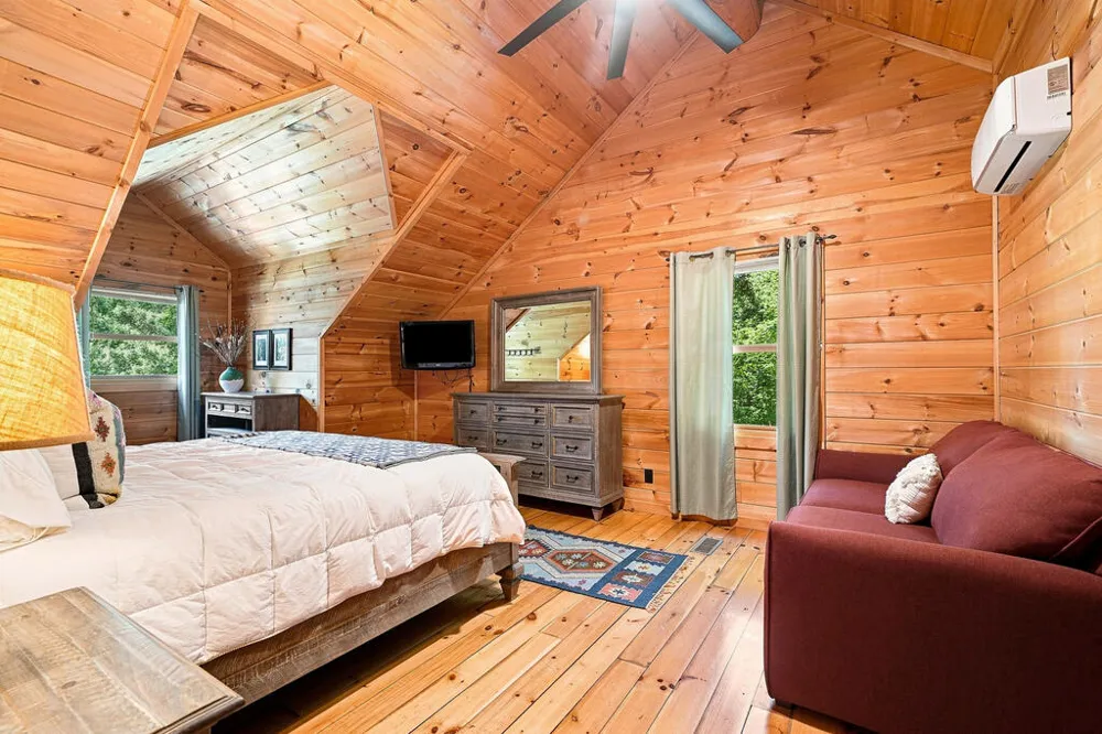 505 Old Salem Road Mineral Bluff, GA 30559