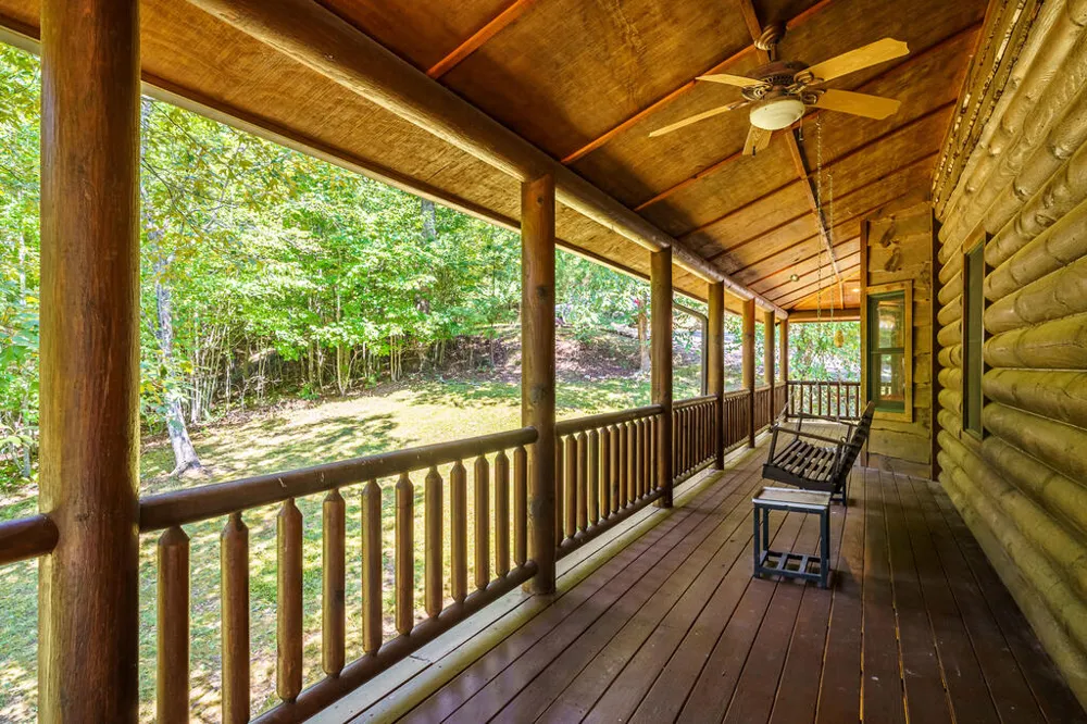 505 Old Salem Road Mineral Bluff, GA 30559