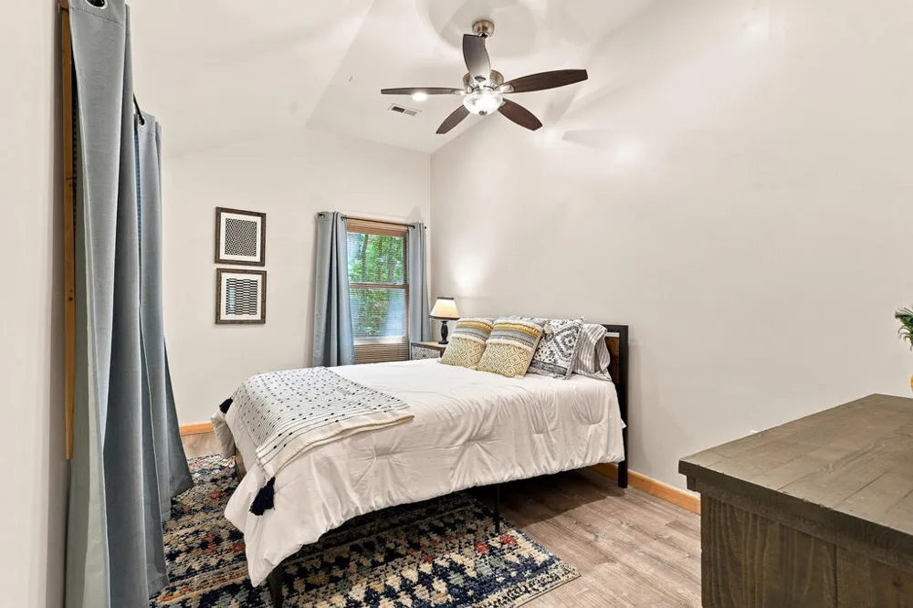 505 Old Salem Road Mineral Bluff, GA 30559