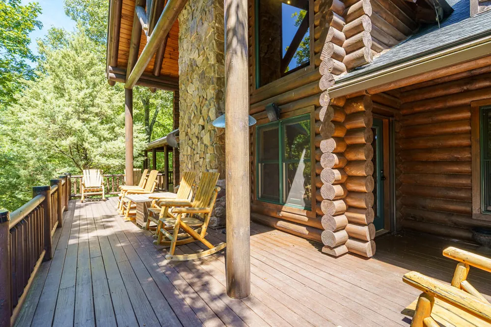 505 Old Salem Road Mineral Bluff, GA 30559