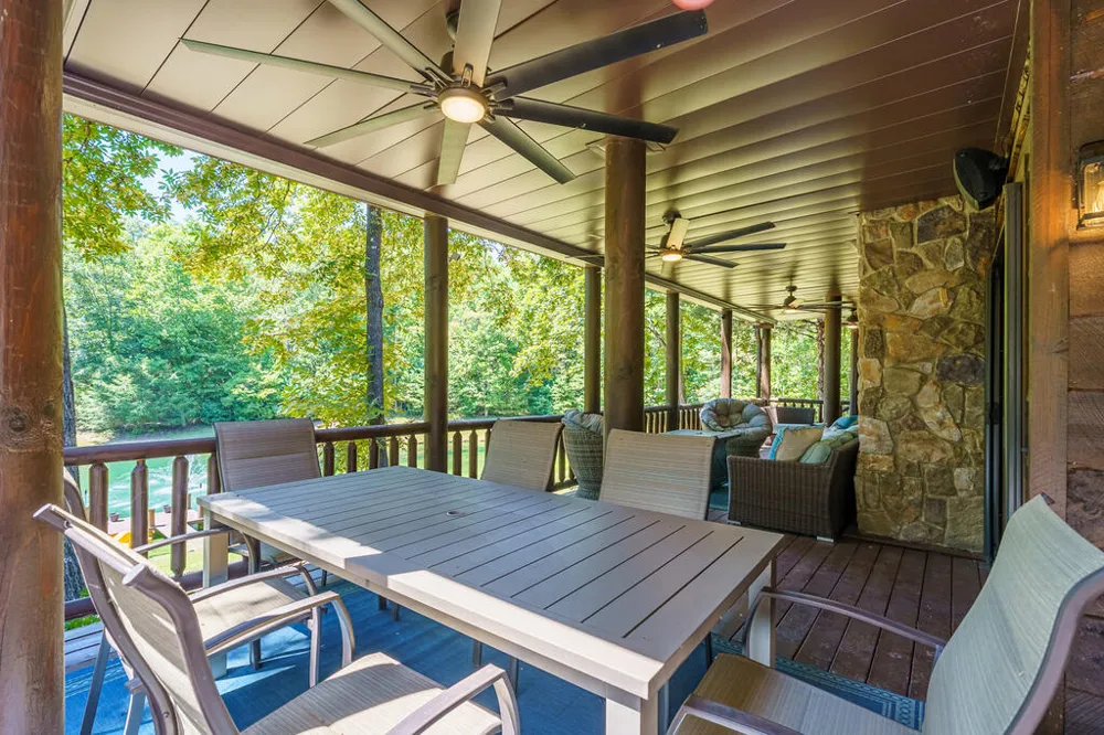505 Old Salem Road Mineral Bluff, GA 30559