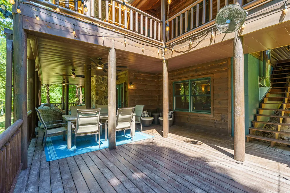 505 Old Salem Road Mineral Bluff, GA 30559