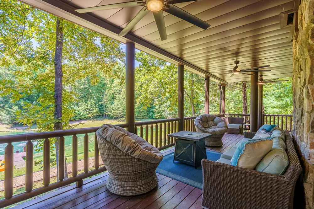 505 Old Salem Road Mineral Bluff, GA 30559