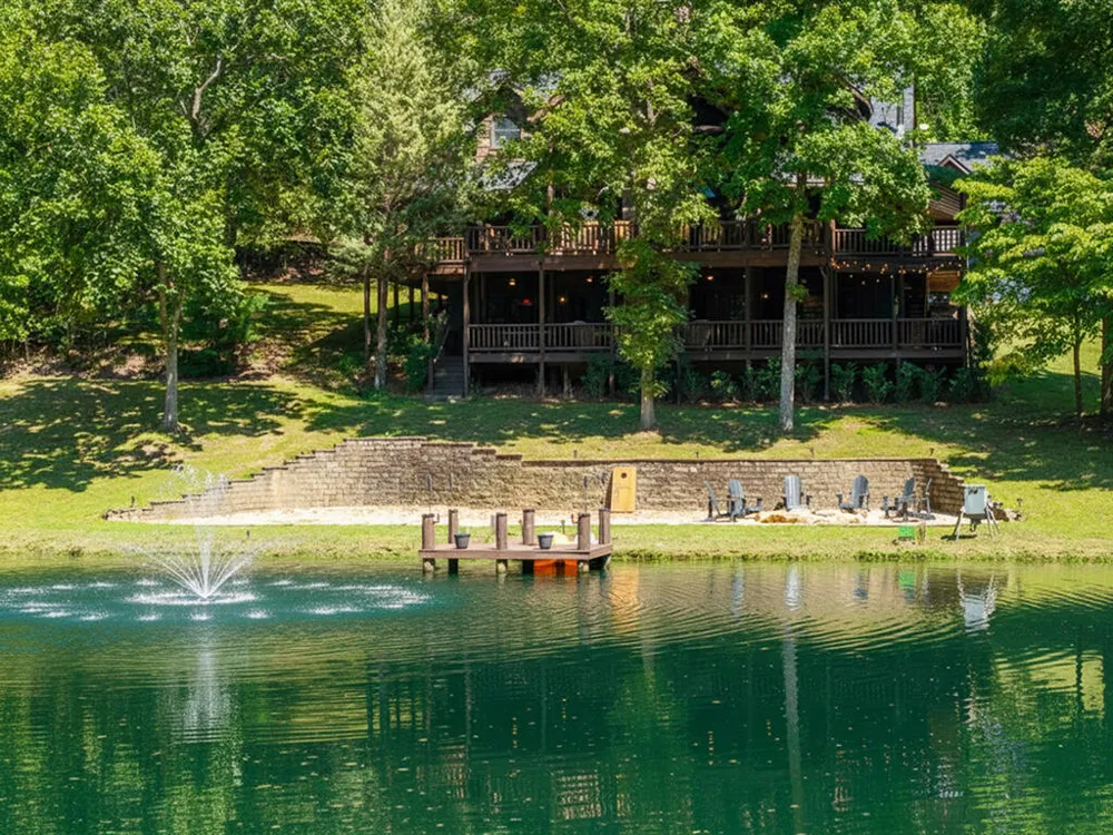 505 Old Salem Road Mineral Bluff, GA 30559