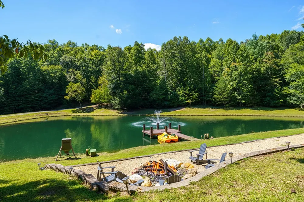 505 Old Salem Road Mineral Bluff, GA 30559