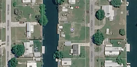 2827 SE 37th Avenue