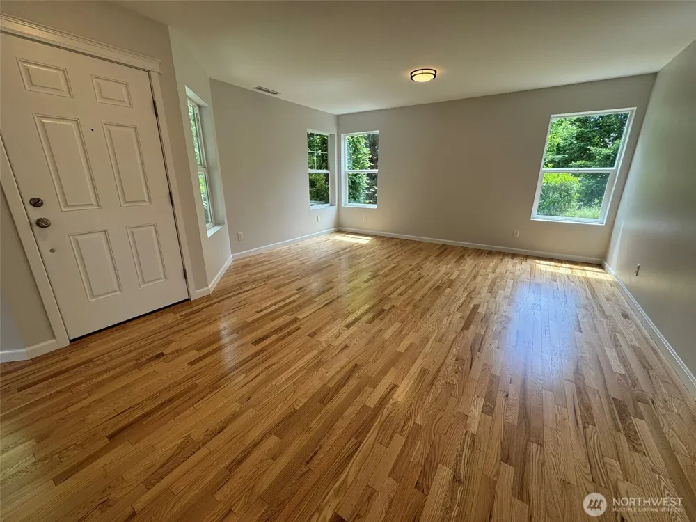 7431 Fairway Avenue SE Snoqualmie, WA 98065