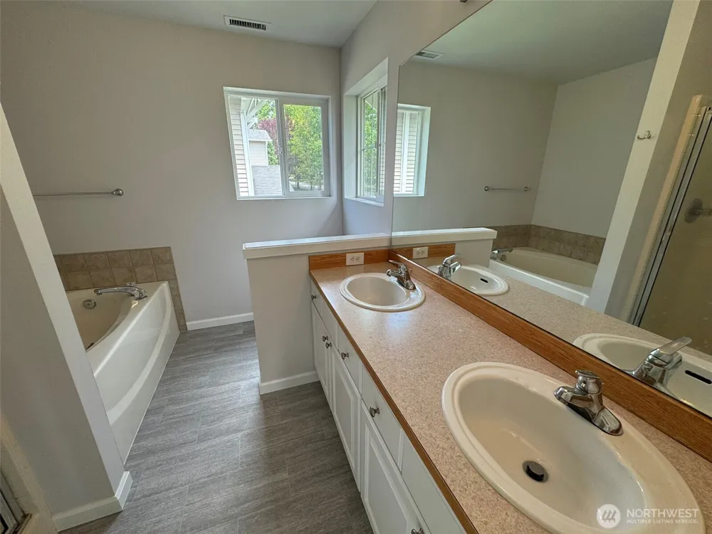 7431 Fairway Avenue SE Snoqualmie, WA 98065