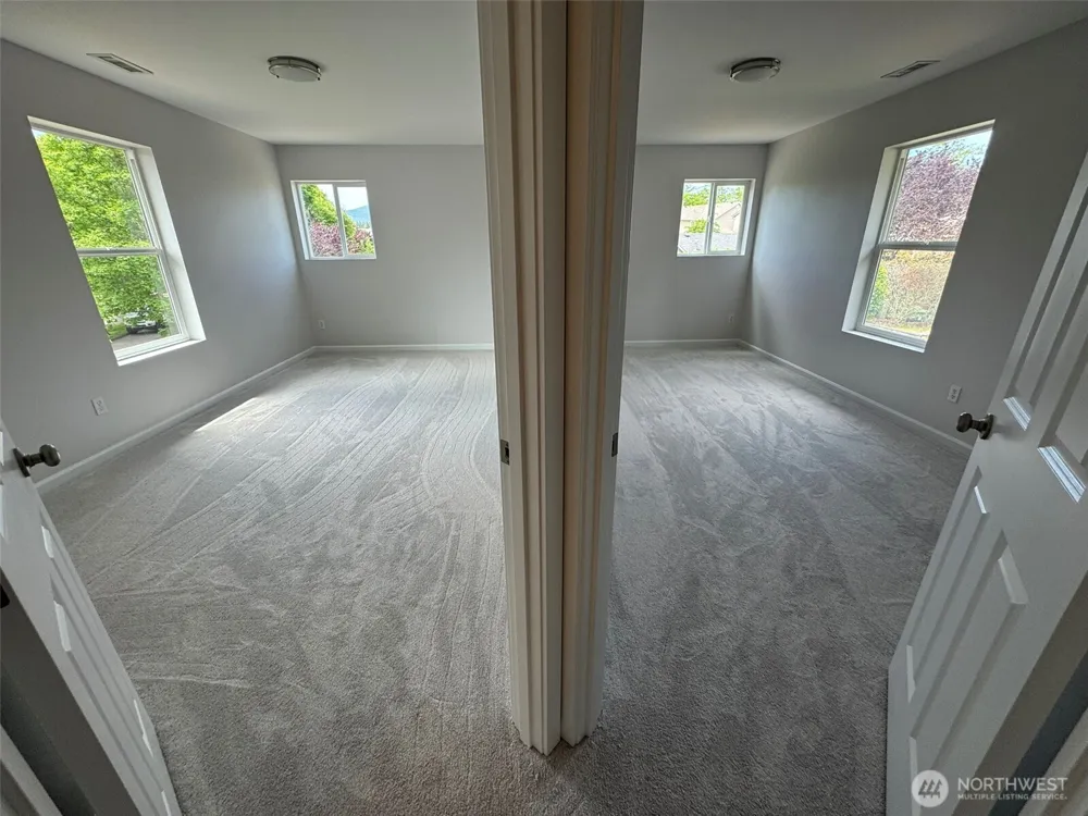 7431 Fairway Avenue SE Snoqualmie, WA 98065