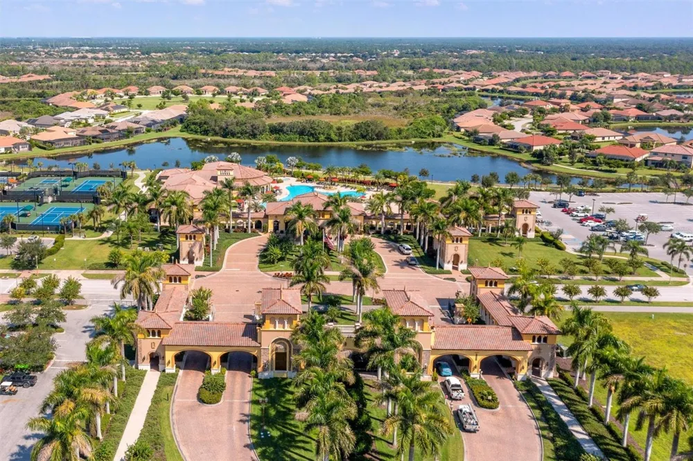 12619 GARIBALDI LANE Venice, FL 34293
