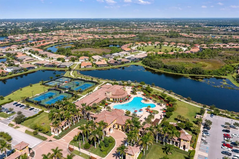 12619 GARIBALDI LANE Venice, FL 34293