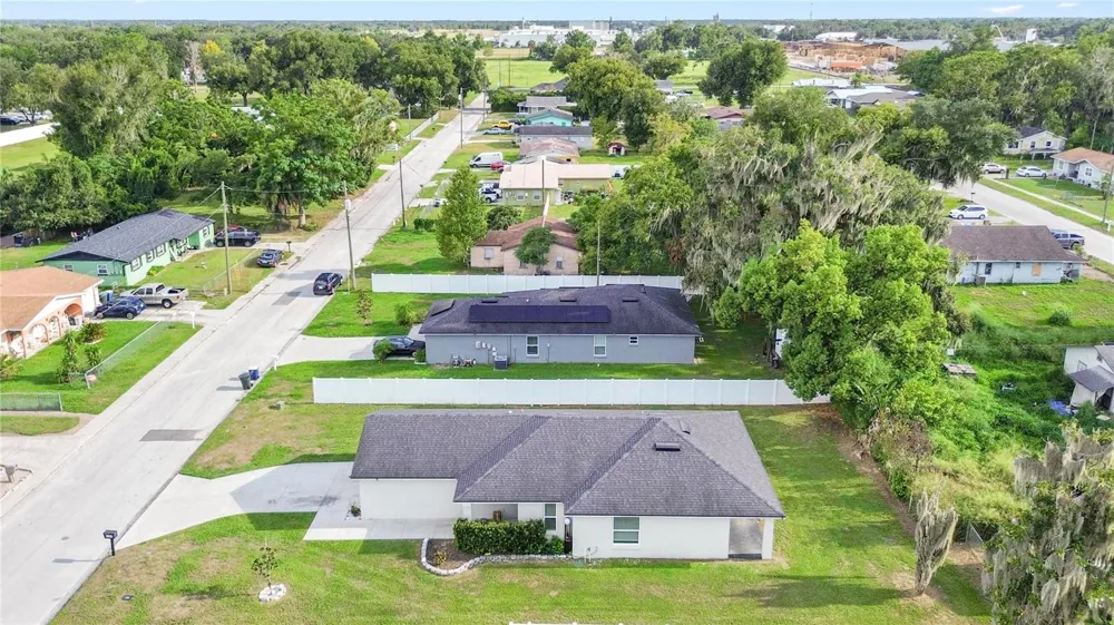 1185 FAIRVIEW AVENUE Bartow, FL 33830