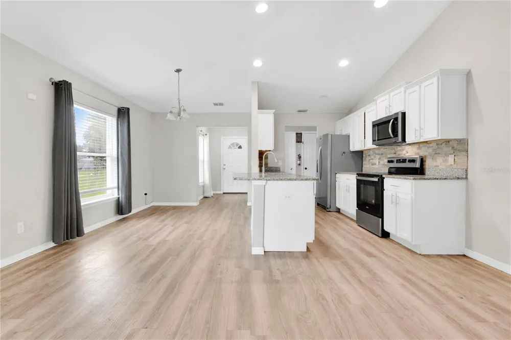 1185 FAIRVIEW AVENUE Bartow, FL 33830