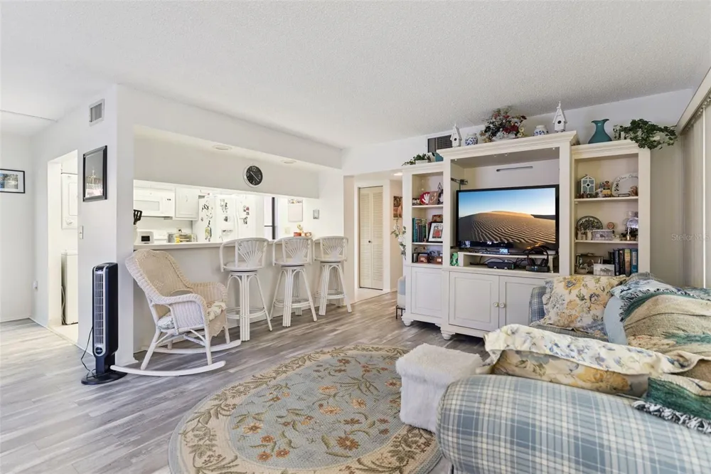 121 LA CASA #121 Lake Wales, FL 33898