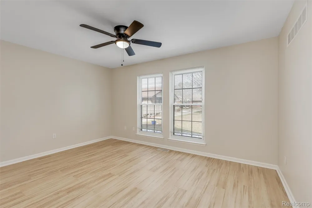 40526 Newport Drive Plymouth Charter Township, MI 48170