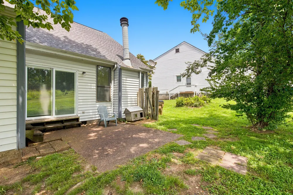 1406 Bell Trace Dr Antioch, TN 37013
