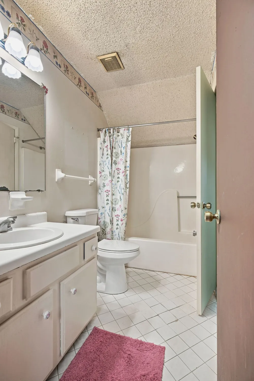 1406 Bell Trace Dr Antioch, TN 37013