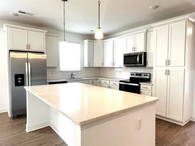 4827 Dyno Loop Chattanooga, TN 37415