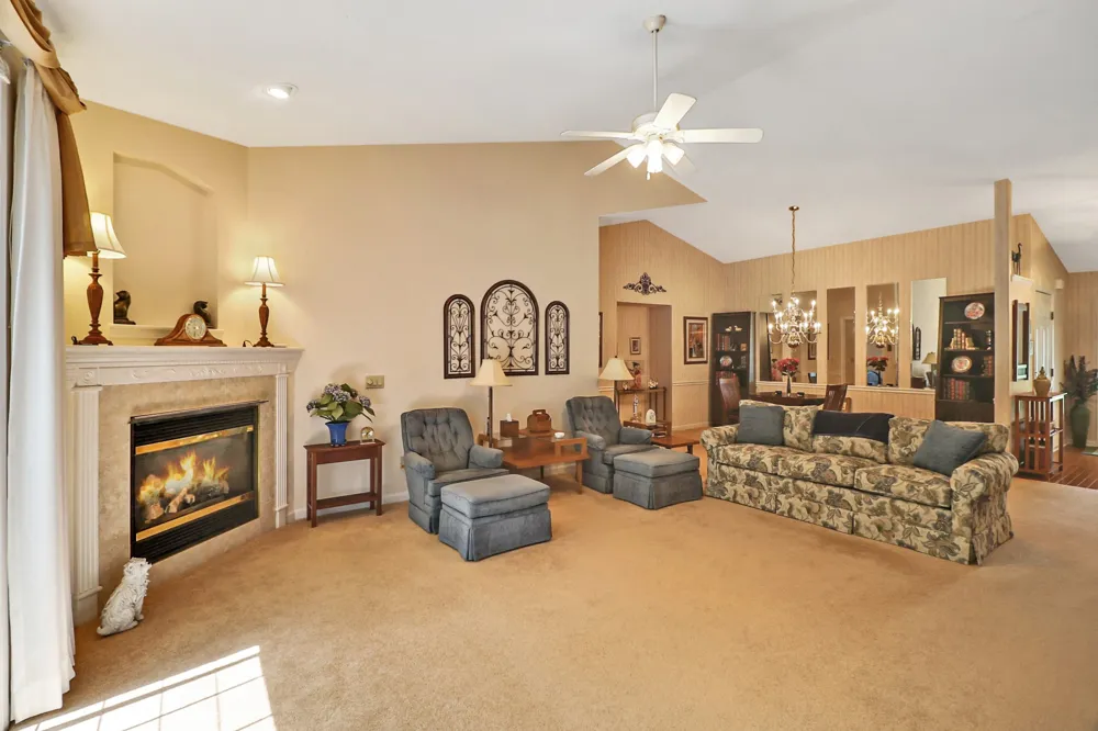 4 Augustine Ln Crossville, TN 38558