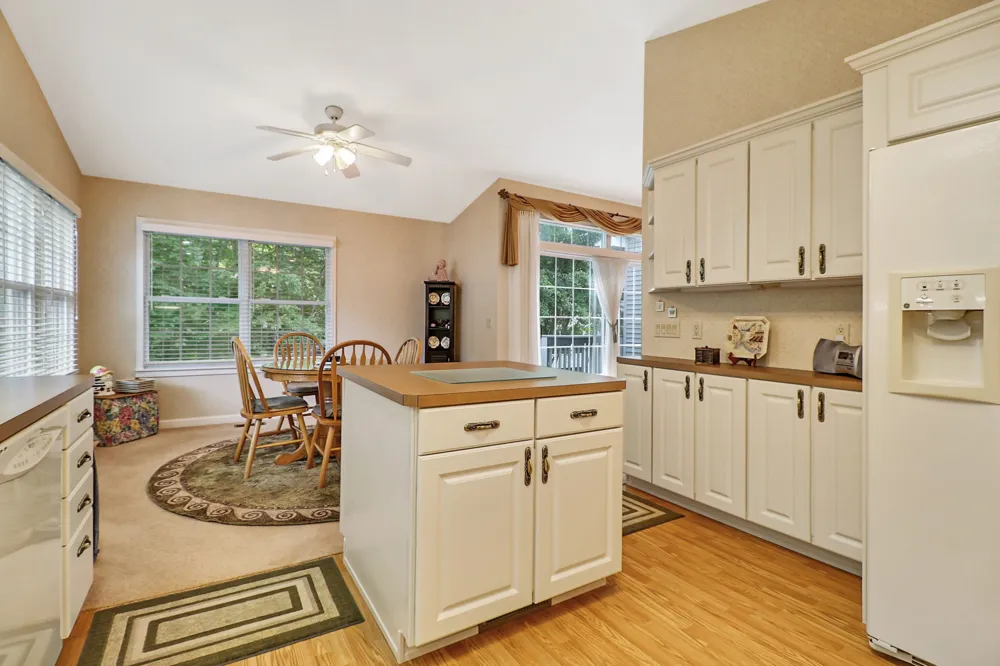 4 Augustine Ln Crossville, TN 38558