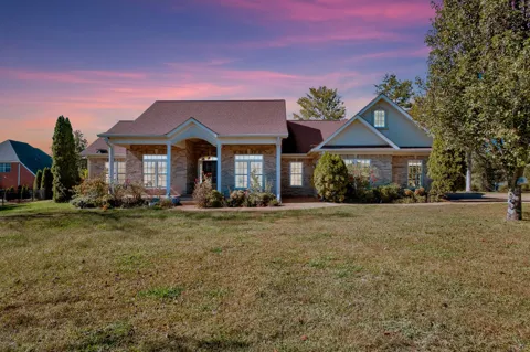 614 Greene Dr
