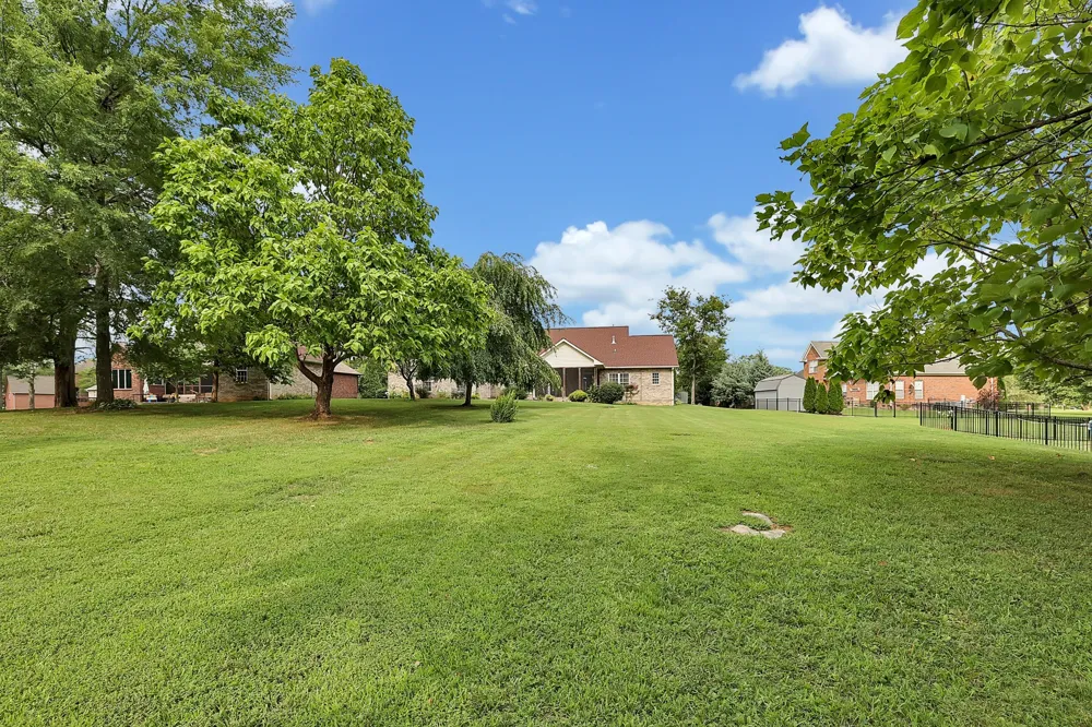 614 Greene Dr Lebanon, TN 37087