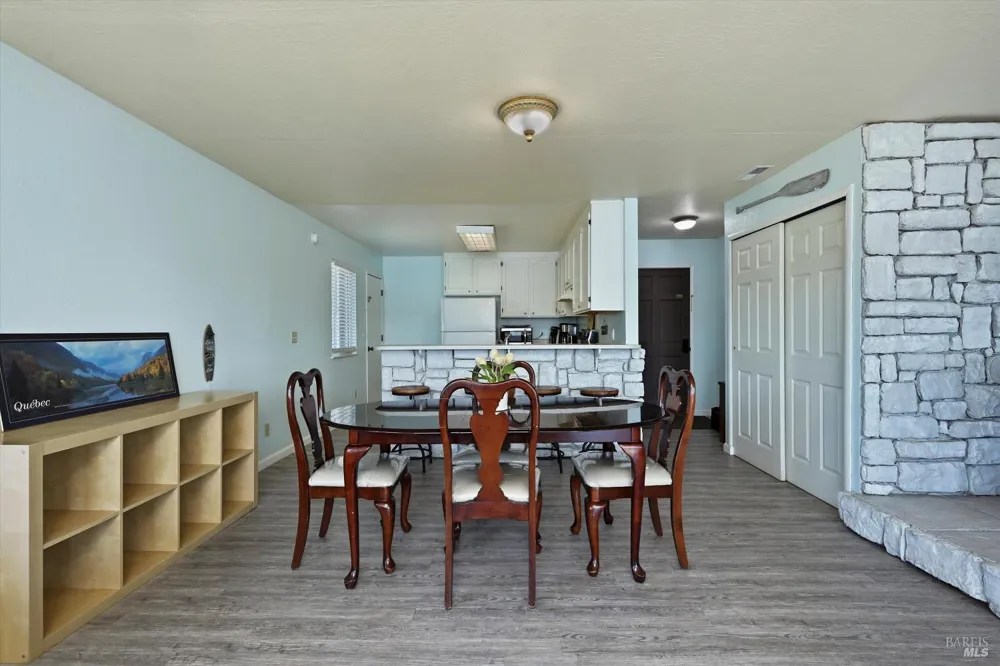 4045 Mesa Clearlake, CA 95422
